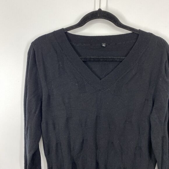 ARACH & CLOZ Women V Neck Sweater size Medium Black Texture Knit Long Sleeve - Picture 3 of 9